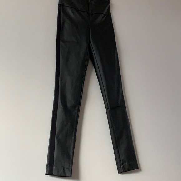 Faux Leather Leggings - Picture 3 of 4